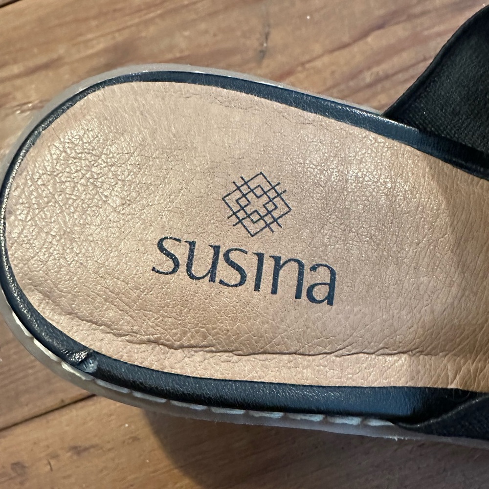 Susina Black Suede Block Heel Mule Size 8.5 - Picture 3 of 5